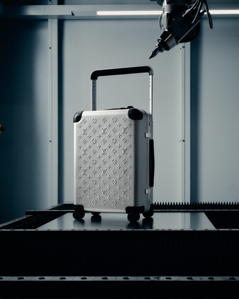 Louis Vuitton Horizon Aluminium
